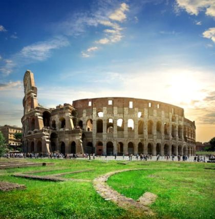 Kolosseum in Rom, Italien – ein Symbol für die italienische Sprache und Kultur